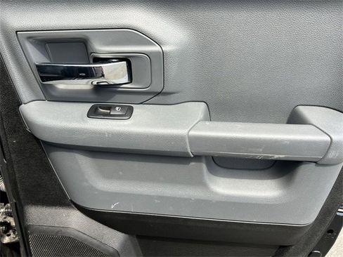 Used 2024 RAM 1500 Classic SLT image 35