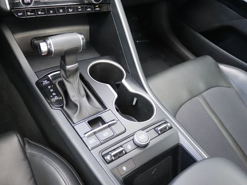 Used 2022 Kia K5 GT-Line w/ GT-Line Awd Premium Package image 8