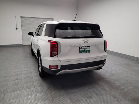 Used 2022 Hyundai Palisade SE w/ Cargo Package FWD image 6