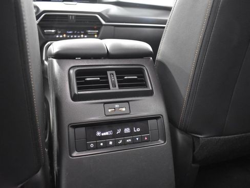 Used 2025 MAZDA CX-90 3.3 Turbo w/ Select Package AWD/4WD image 32