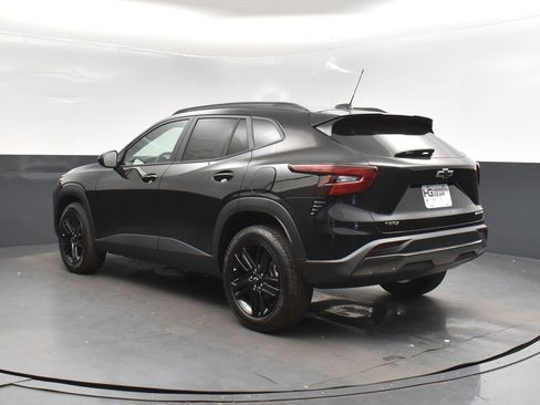 New 2026 Chevrolet Trax ACTIV w/ Sunroof Package image 5