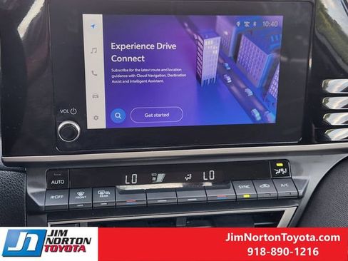 Used 2025 Toyota Camry LE FWD image 17