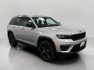Used 2024 Jeep Grand Cherokee Limited w/ Black Appearance Package video 1