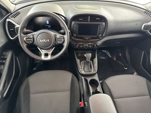 Used 2024 Kia Soul LX w/ Option Group 015 image 27