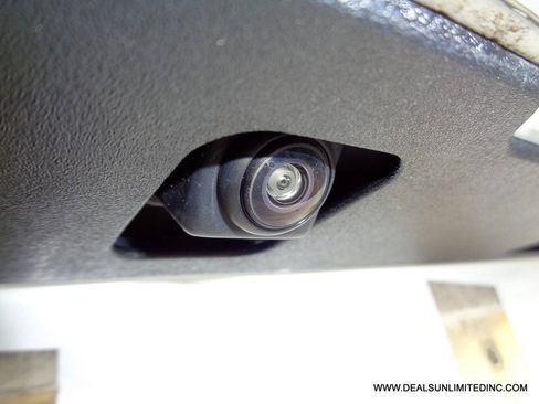 Used 2016 Nissan Rogue S AWD/4WD image 16