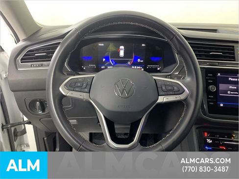 Used 2024 Volkswagen Tiguan SE image 22