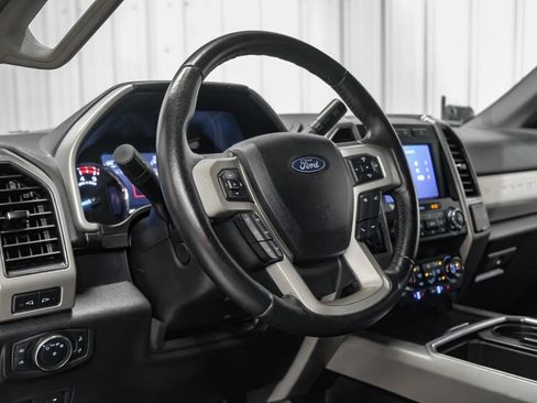 Used 2020 Ford F250 Lariat w/ Lariat Ultimate Package AWD/4WD image 15