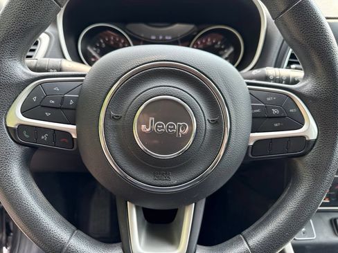 Used 2019 Jeep Compass Sport FWD image 24