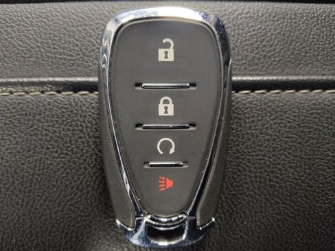 Used 2024 Chevrolet Blazer LT w/ Driver Confidence Package image 32