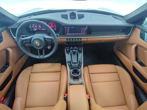 Certified 2026 Porsche 911 Targa 4S AWD/4WD image 19