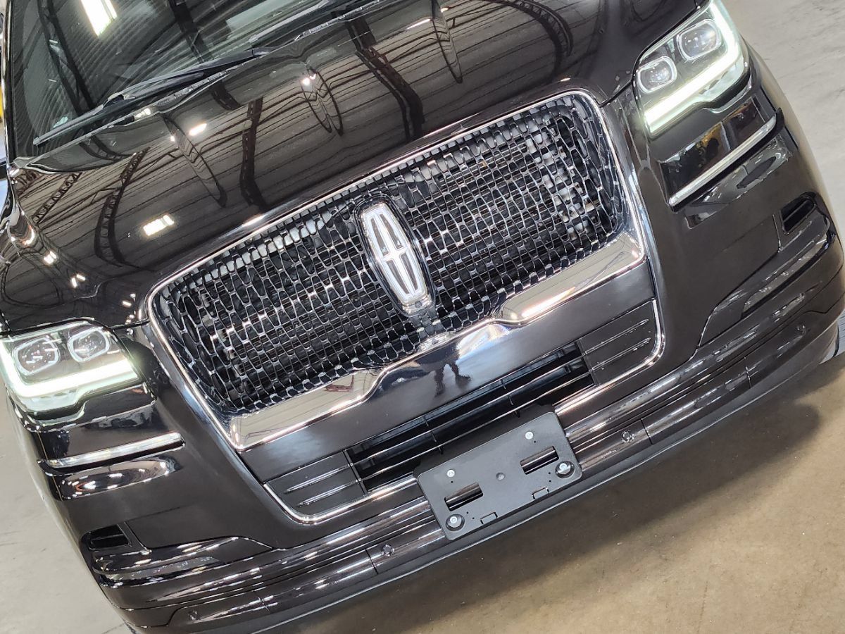 Used 2022 Lincoln Navigator Reserve AWD/4WD image 19