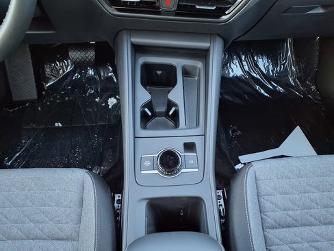 Used 2026 Volkswagen Tiguan S FWD image 13