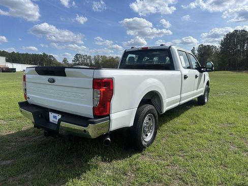 Used 2022 Ford F250 XL w/ Power Equipment Group image 5
