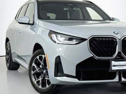 Used 2025 BMW X3 xDrive30i w/ Premium Package AWD/4WD image 13