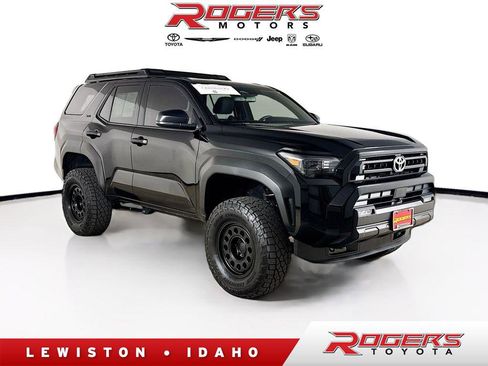 Certified 2025 Toyota 4Runner SR5 image 1