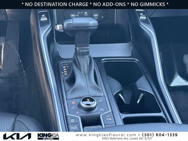 Used 2025 Kia Sorento S AWD/4WD image 7