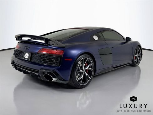 Used 2021 Audi R8 V10 w/ Premium Package RWD image 6