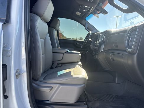 Used 2022 Chevrolet Silverado 1500 LT image 30