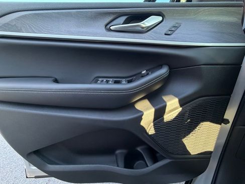 New 2025 Jeep Grand Cherokee L Limited image 21