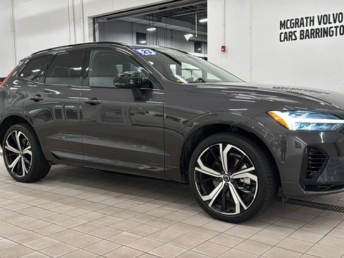 Used 2023 Volvo XC60 T8 Ultimate w/ Climate Package image 3