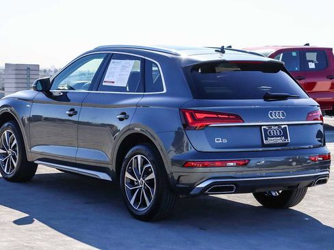 Used 2023 Audi Q5 2.0T Premium w/ Convenience Package image 6