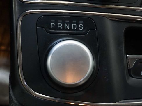 Used 2015 Chrysler 200 C w/ Navigation & Sound Group I image 20