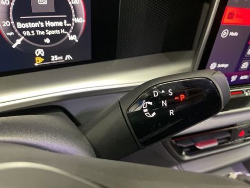 New 2026 Volkswagen Tiguan SE image 18