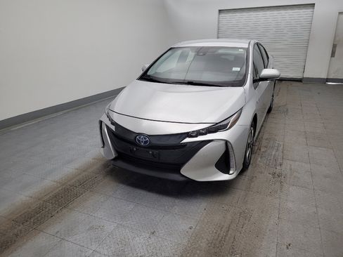 Used 2017 Toyota Prius Prime Plus w/ Protection Package image 15
