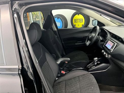 Used 2022 Nissan Kicks S FWD image 11