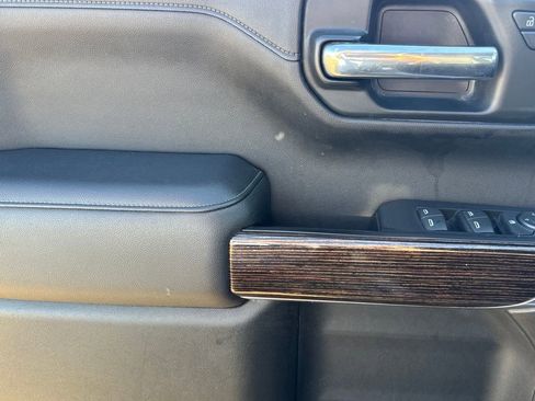 Used 2020 GMC Sierra 1500 Elevation w/ Elevation Value Package image 19