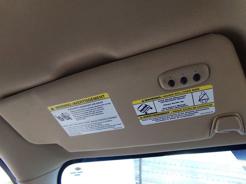 Used 2011 Ford F150 Lariat w/ Lariat Chrome Pkg image 69