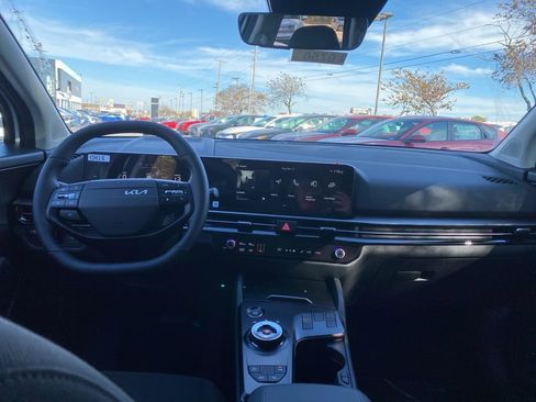 New 2026 Kia Sportage LX image 27