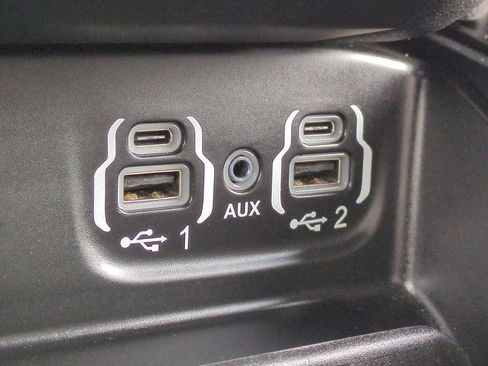 Used 2021 RAM 1500 Big Horn w/ Built-to-serve Edition image 37