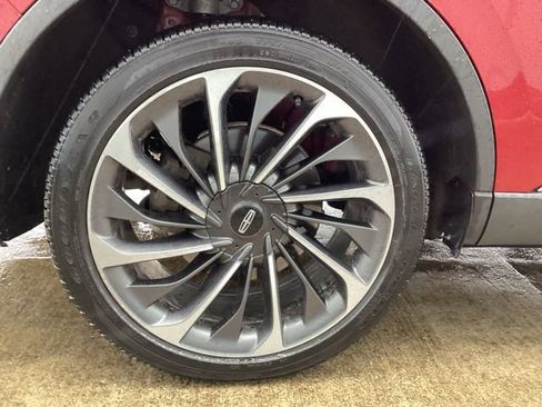 Used 2020 Lincoln Aviator Reserve w/ Equipment Group 201A image 9