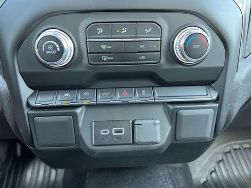 New 2025 GMC Sierra 1500 Pro w/ Pro Value Package AWD/4WD image 32
