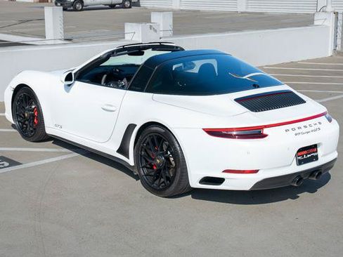 Used 2019 Porsche 911 Targa 4 GTS AWD/4WD image 11