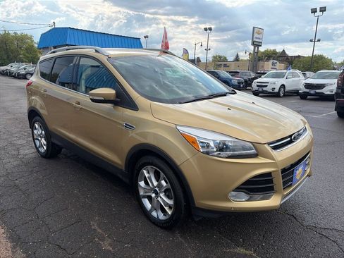 Used 2014 Ford Escape Titanium w/ Equipment Group 401A AWD/4WD image 3