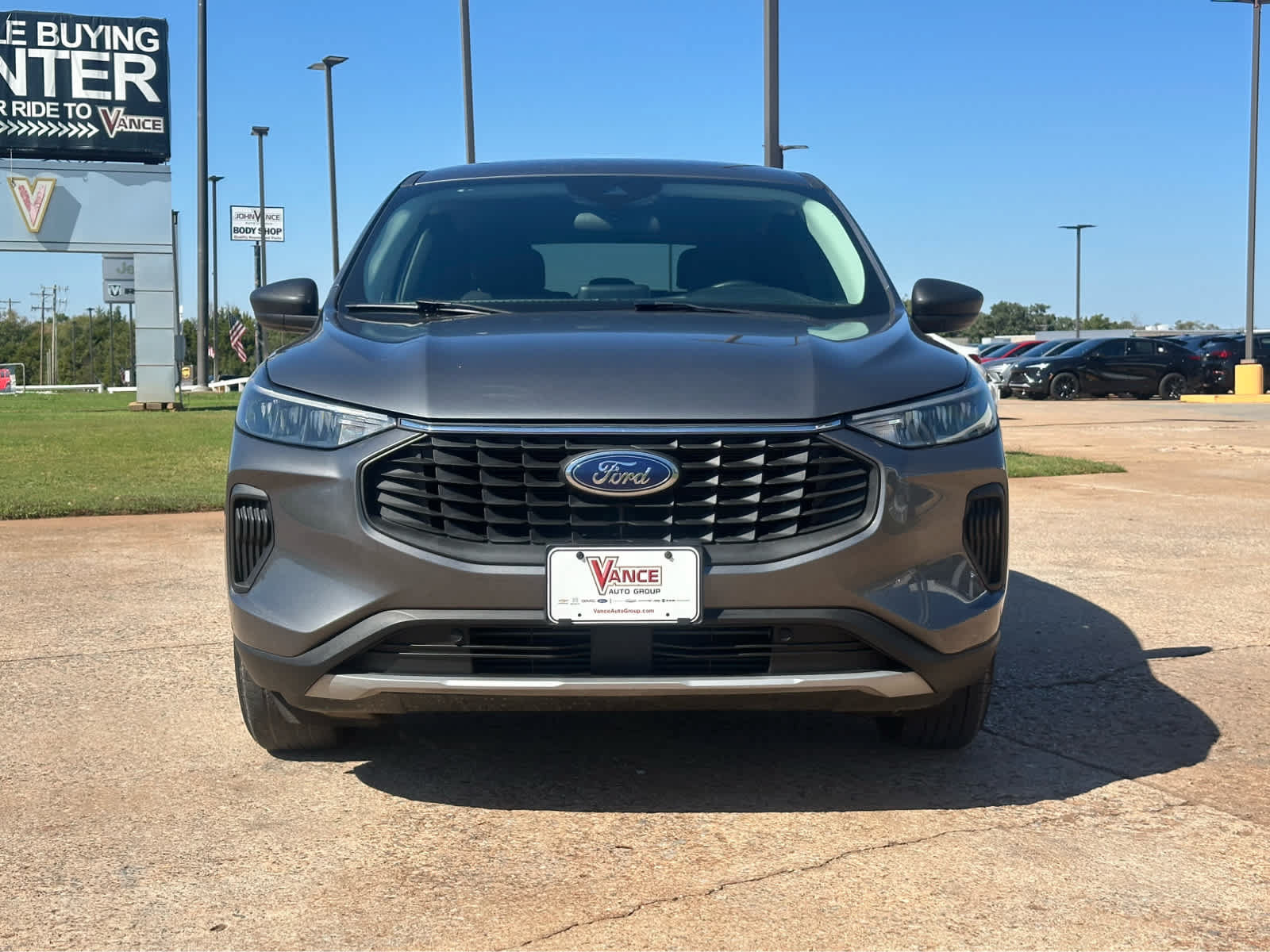 Used 2023 Ford Escape Active AWD/4WD image 3