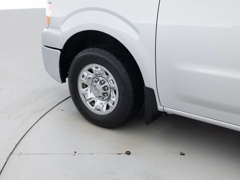 Used 2016 Nissan NV 3500 SL image 18