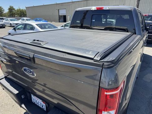 Used 2015 Ford F150 XLT w/ Equipment Group 302A Luxury AWD/4WD image 36
