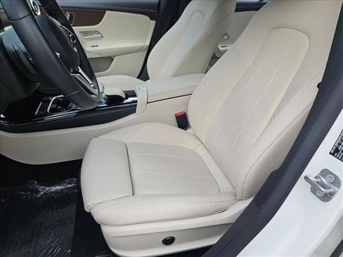 Used 2023 Mercedes-Benz CLA 250 image 15