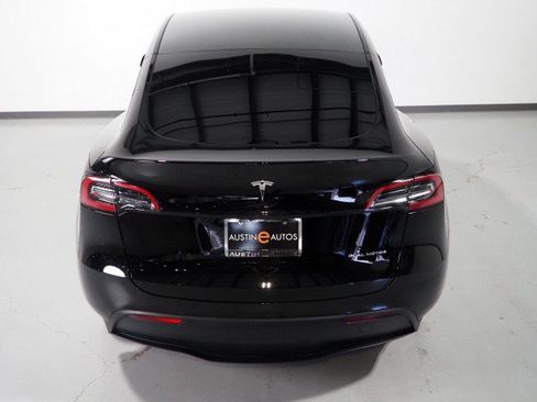 Used 2023 Tesla Model Y Long Range AWD/4WD image 7