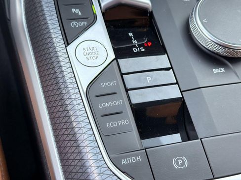 Certified 2025 BMW M340i Sedan image 25