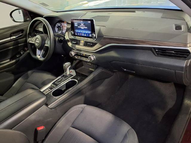 Used 2023 Nissan Altima 2.5 SV AWD/4WD image 31