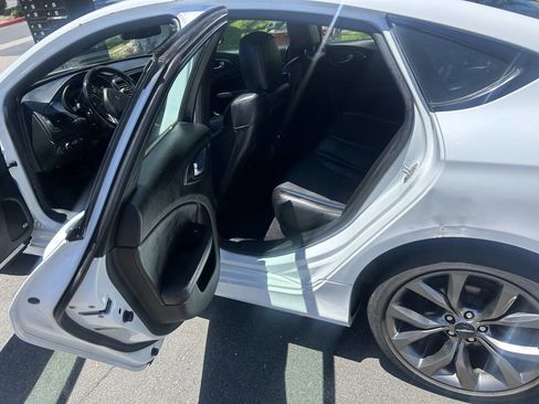 Used 2015 Chrysler 200 S w/ Comfort Group FWD image 6