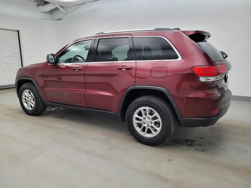 Used 2019 Jeep Grand Cherokee Laredo image 3