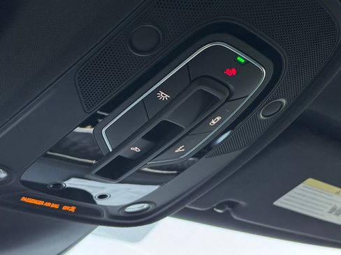 Used 2025 Audi A6 Premium Plus image 40