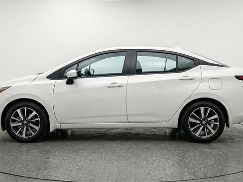 Used 2025 Nissan Versa SV w/ Trunk Package FWD image 5
