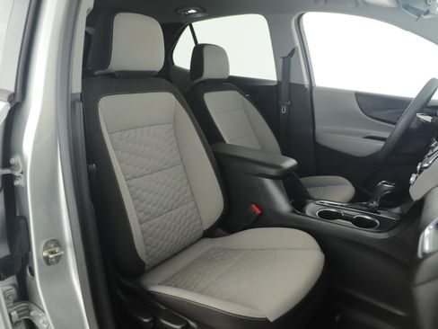 Used 2019 Chevrolet Equinox LS w/ LS Convenience Package image 13