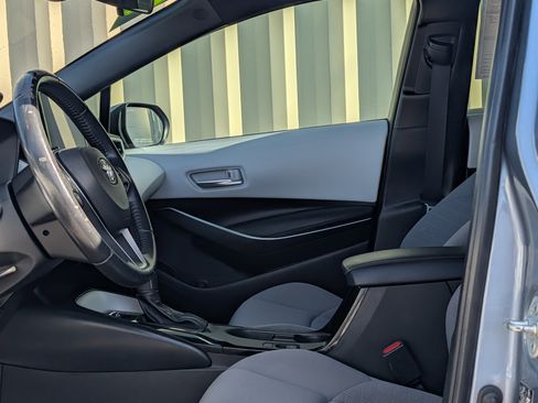 Used 2023 Toyota Corolla SE image 18